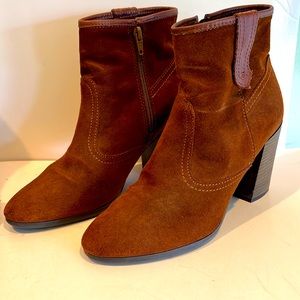 Everbest Suede Italian Boots Heel 3” Sz 39 Vera Pelle